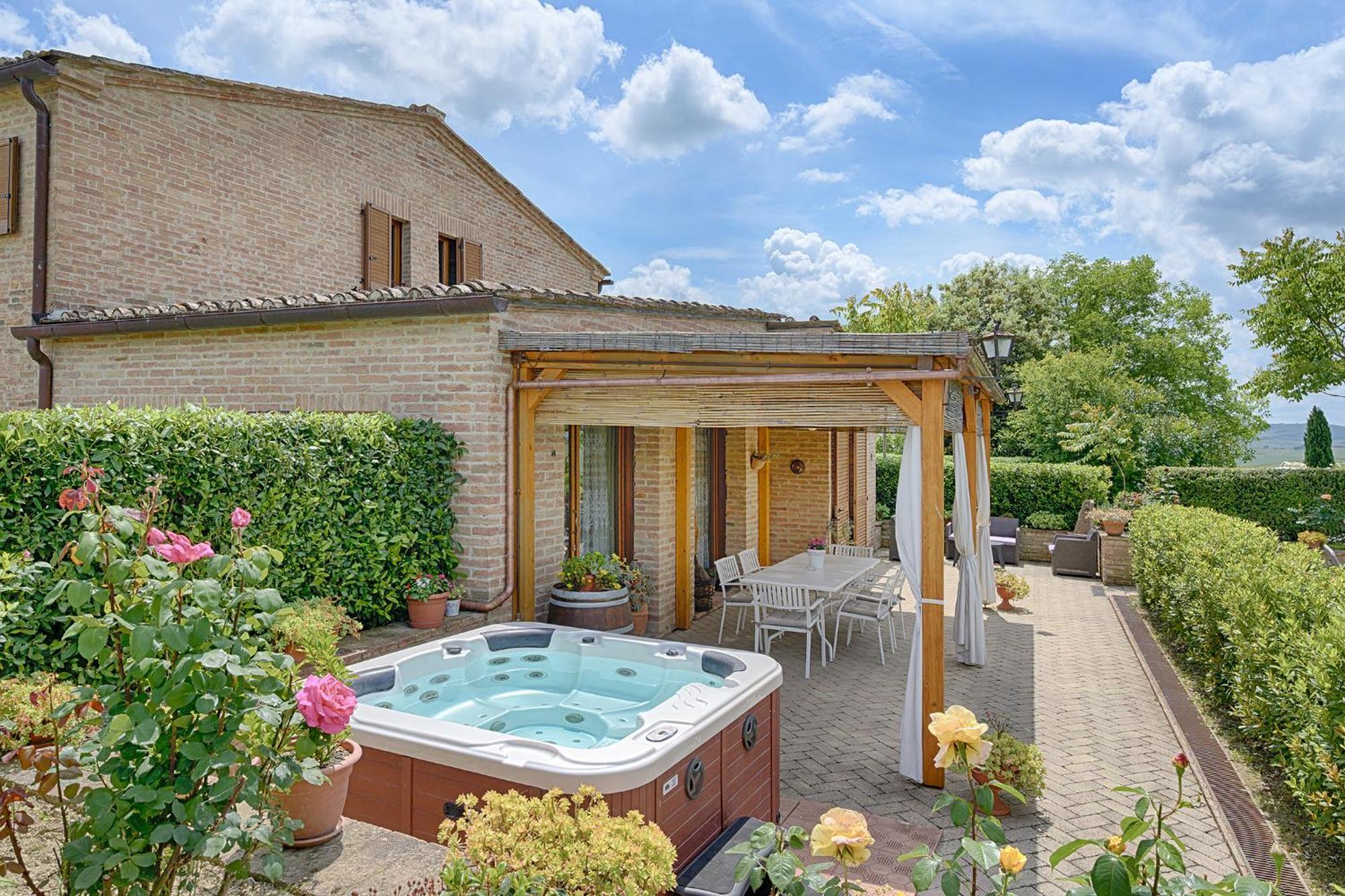 La Capanna Di Elfo Luxury Villa View Сиена Экстерьер фото